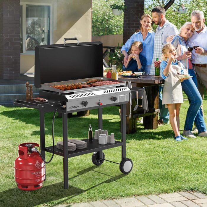 Versatile outdoor cooking stove featuring 425 in² propane griddle for pancakes, burgers, and stir-fries.